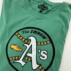 Swingin A’s Tee, sz Large